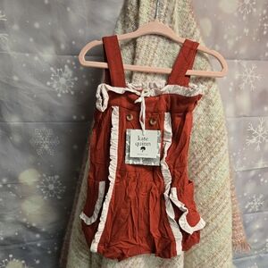 Kate Quinn scarlet Ruffle shortie 6-12 mos